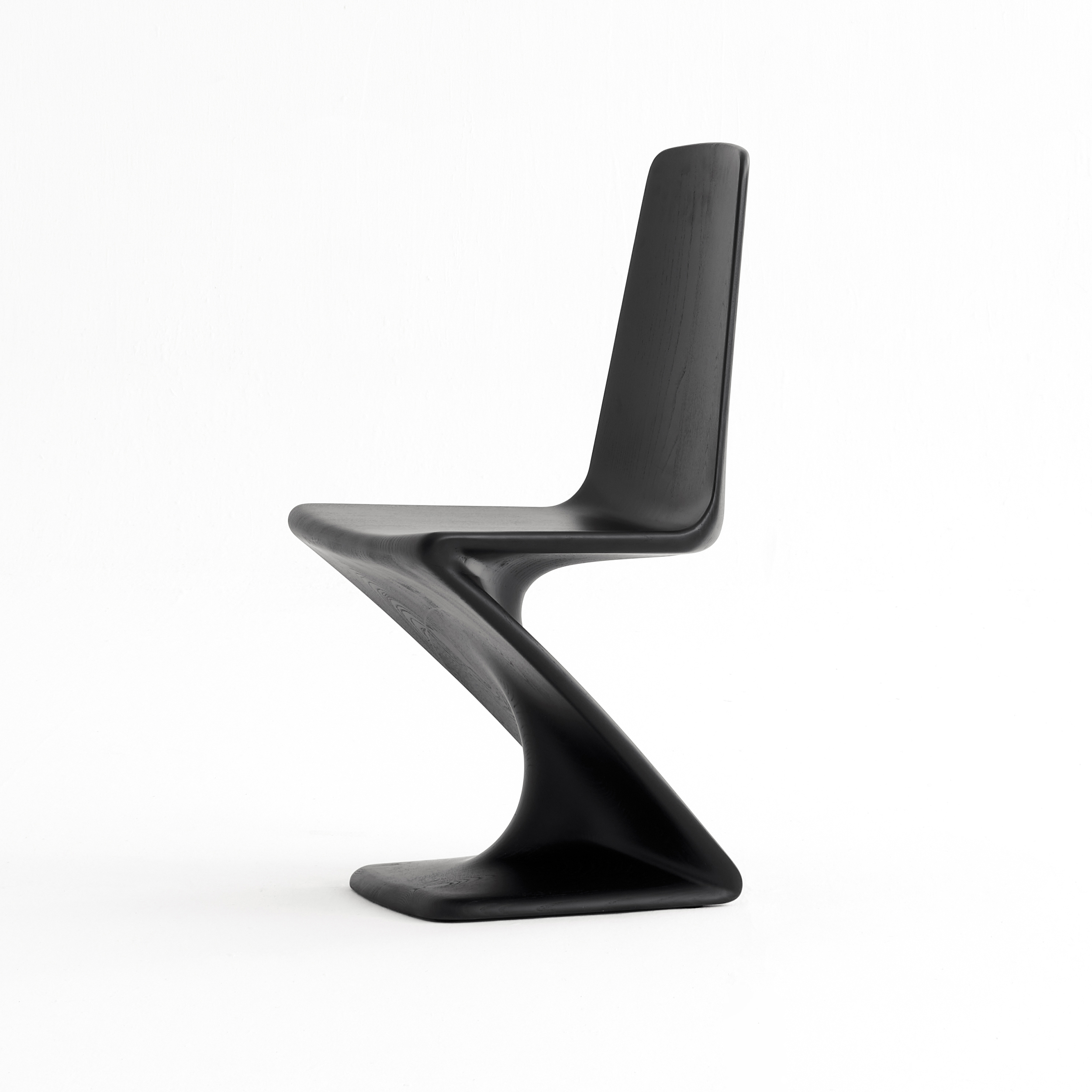 之 椅  <br/>Z Chair